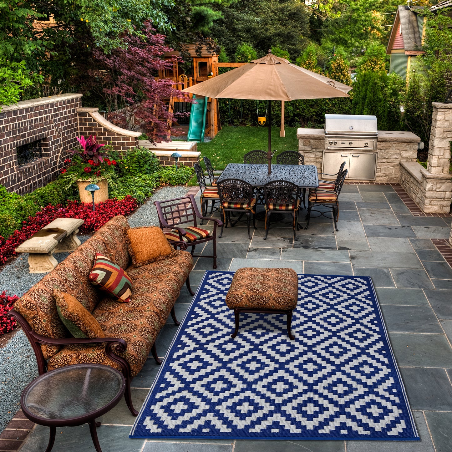 Outdoor Area Rug Mat Reversible and Waterproof Made with Recycled Plastic Straws for patios, Outdoors, Camping, Balcony, Deck, RV