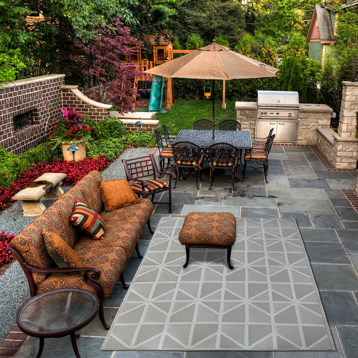 Geometric Indoor/Outdoor Patio Rug For Patio, Deck, Office, Living Room