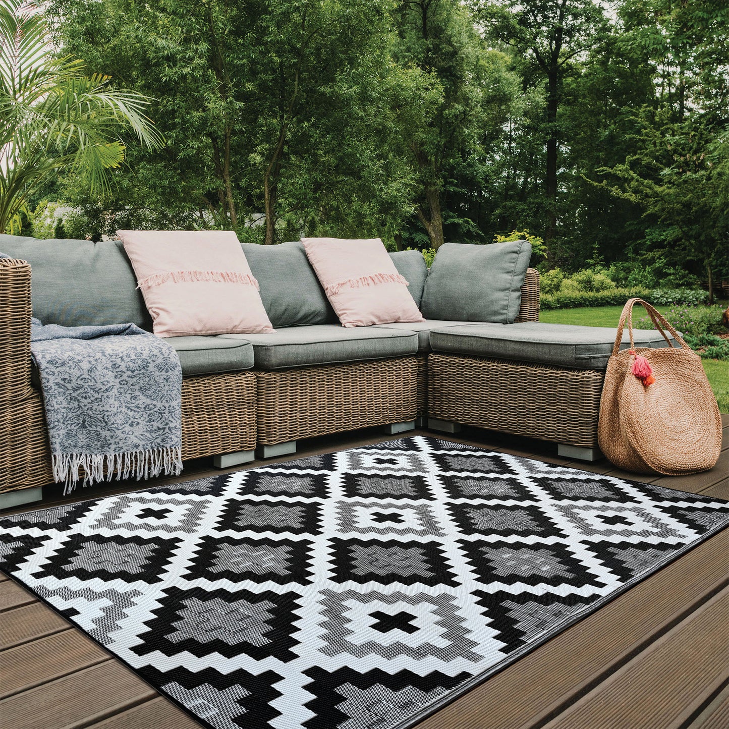 Kilim Indoor/Outdoor Patio Rug For Patio, Deck, Office, Living Rooms